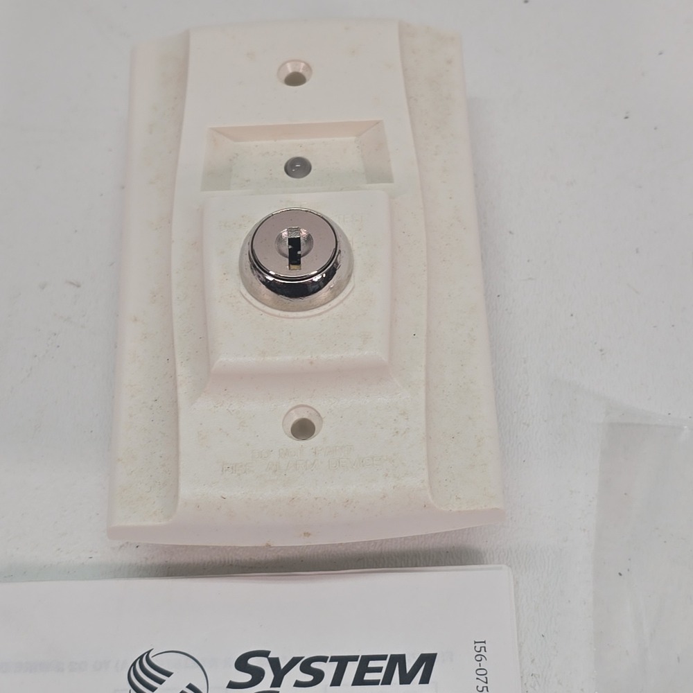 System Sensor RTS151KEY Key Switch Remote Test Station - Picture 2 of 7